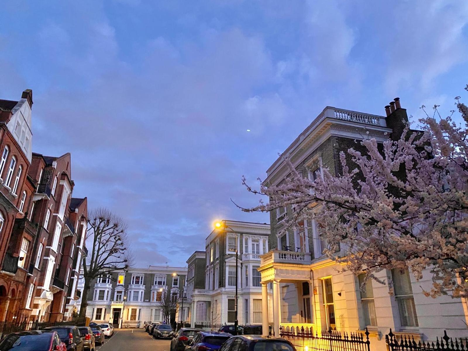 Modern Flat In Victorian West Kensington Mansion Lägenhet London Exteriör bild